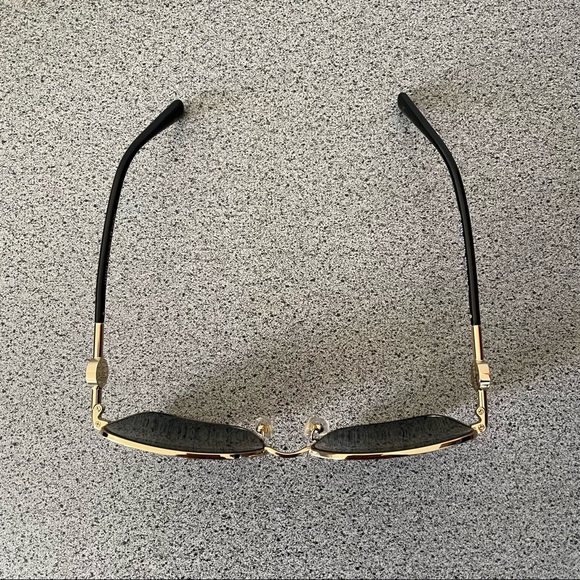 Versace Polarized Sunglasses - Picture 3 of 8